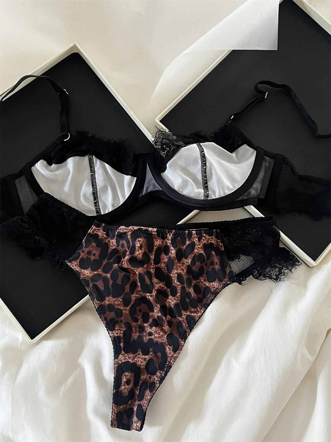 Varnosa 1162 Leopar İç Çamaşırı Set