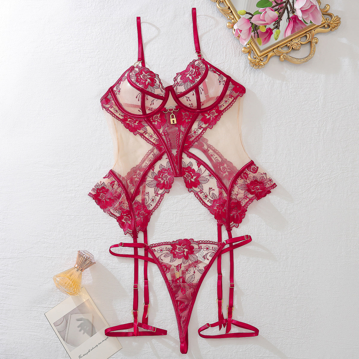 Varnosa 8457 Elegant Satin Set