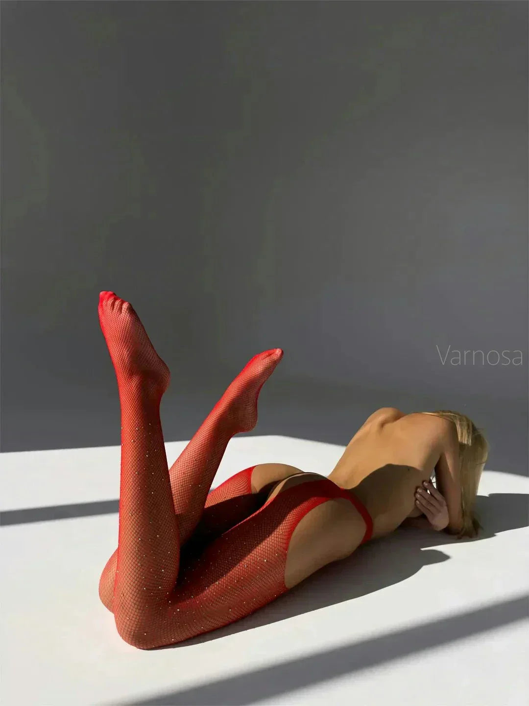 Varnosa 005- Garter Socks