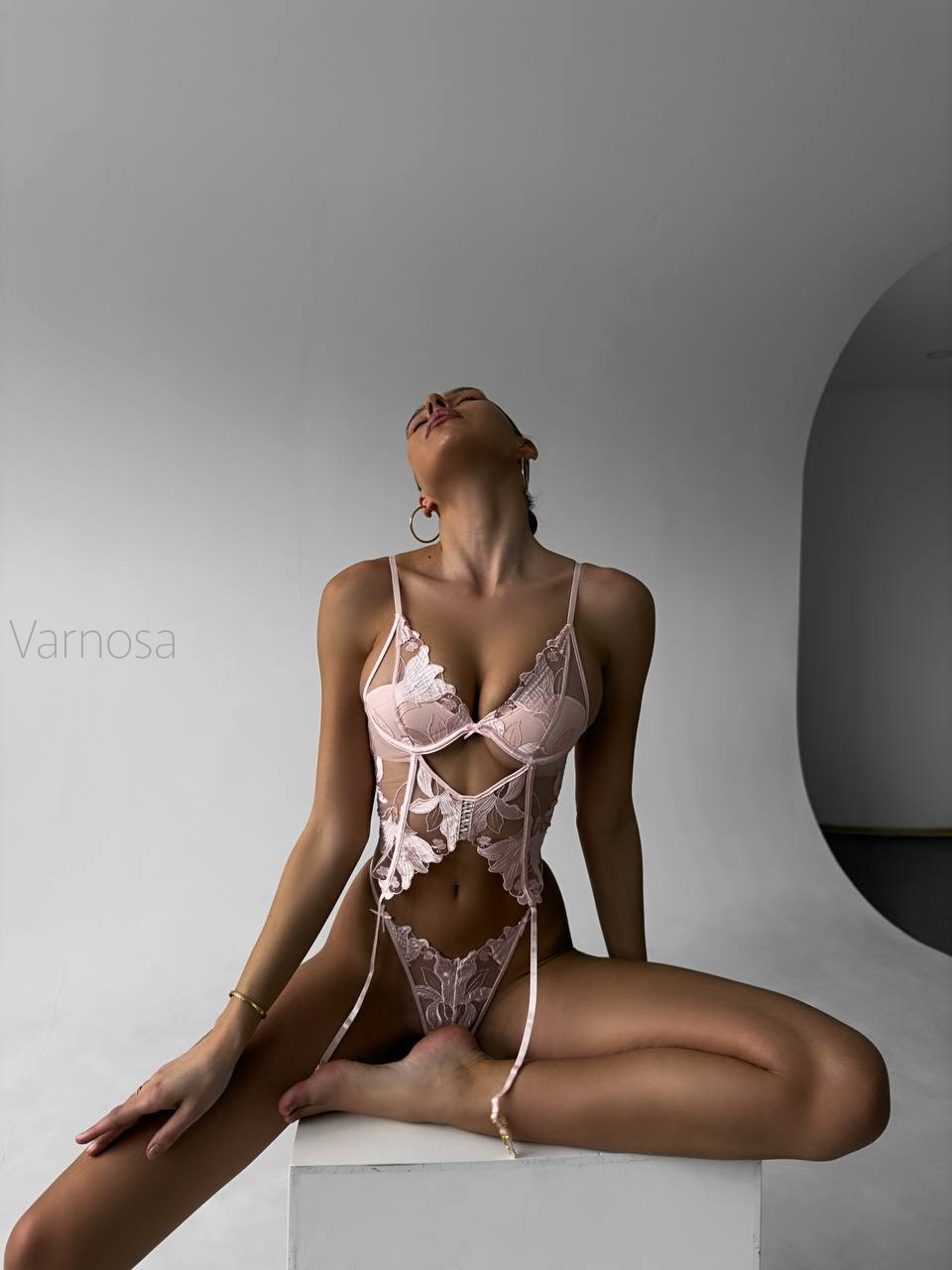 Varnosa 8466 Dreamy Lace